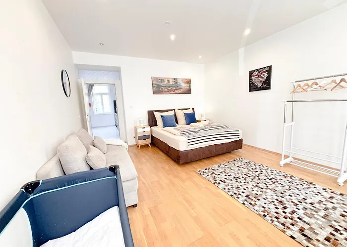 3 Bedrooms, Near Hauptbahnhof, 8 People, Kitchen * Βιέννη